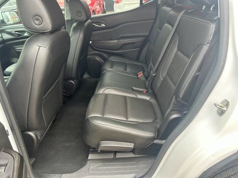 Used 2017 GMC Acadia SLT AWD/4WD image 15