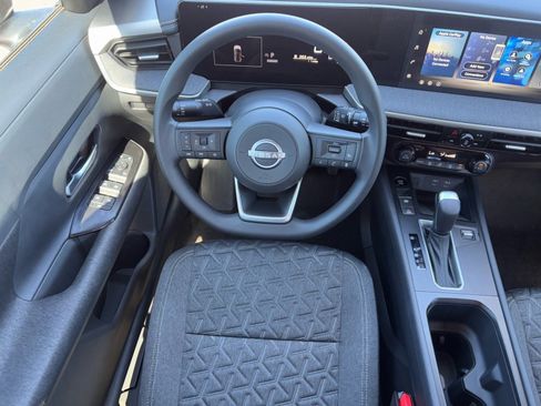 New 2026 Nissan Kicks SV image 15