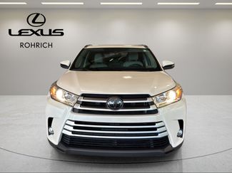 Used 2019 Toyota Highlander XLE AWD/4WD video 2