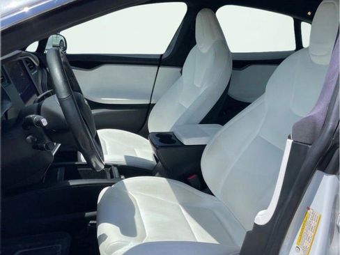 Used 2021 Tesla Model S Performance AWD/4WD image 9