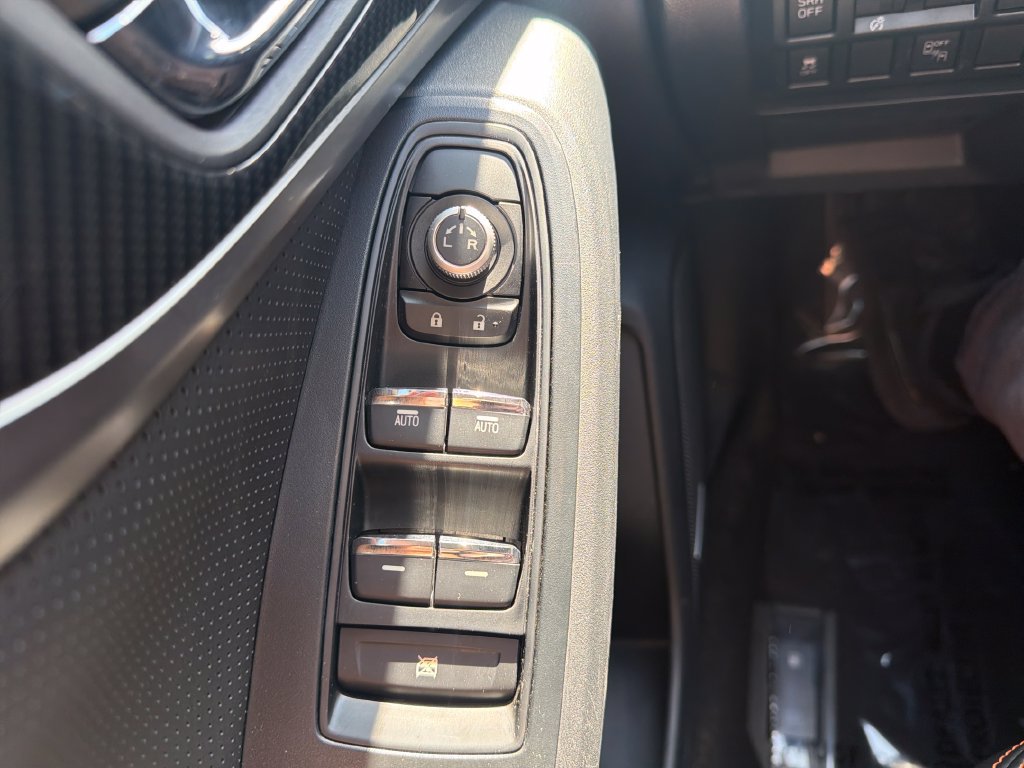 Used 2019 Subaru Crosstrek 2.0i Limited w/ Moonroof Package w/Navigation AWD/4WD image 22