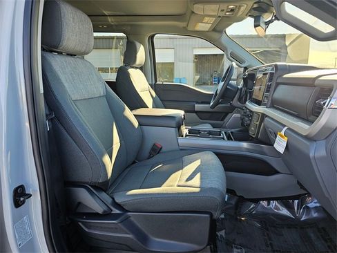 New 2026 Ford F250 XLT w/ XLT Premium Package image 15