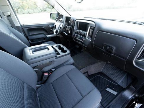 Used 2018 Chevrolet Silverado 1500 LT w/ All Star Edition image 27