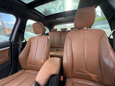 Used 2017 BMW 330i Gran Turismo xDrive image 26