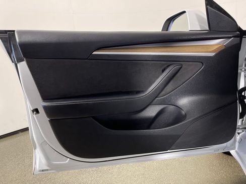 Used 2023 Tesla Model 3 Standard Range RWD image 19