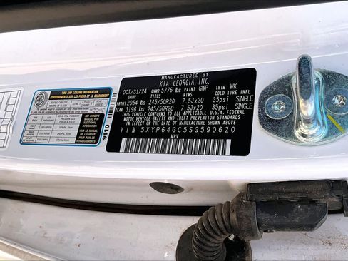 Used 2025 Kia Telluride S FWD image 26