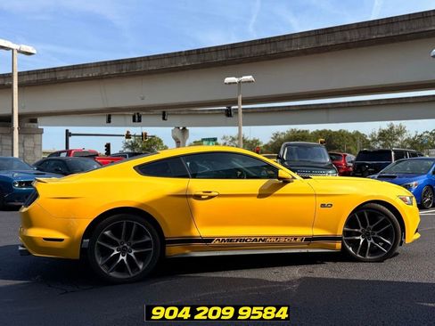 Used 2017 Ford Mustang GT RWD image 9