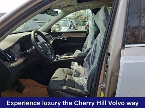 New 2026 Volvo XC90 B5 Core w/ Protection Package Premier AWD/4WD image 10