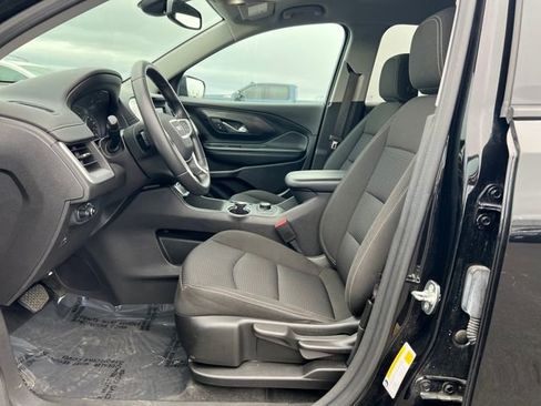 Used 2024 GMC Terrain SLE image 10