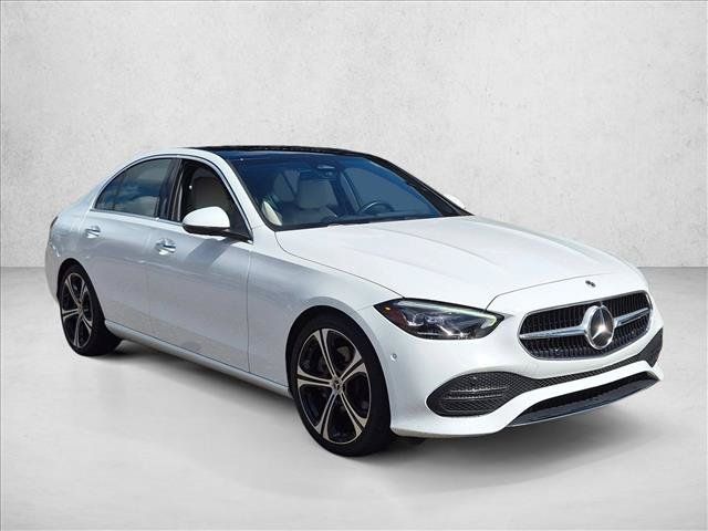 Used 2023 Mercedes-Benz C 300 Sedan image 3