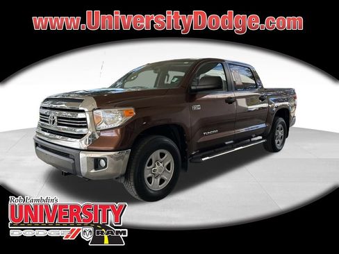 Used 2017 Toyota Tundra SR5 image 1