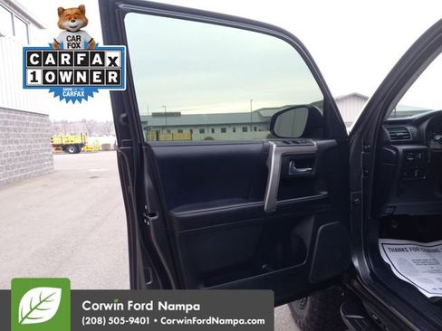 Used 2018 Toyota 4Runner SR5 image 10