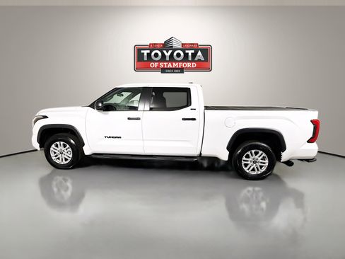 Used 2024 Toyota Tundra SR5 AWD/4WD image 4