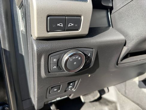 Used 2017 Ford F250 Lariat w/ Lariat Ultimate Package image 16