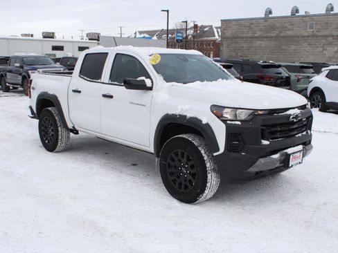 Used 2023 Chevrolet Colorado Trail Boss w/ Advanced Trailering Package image 3