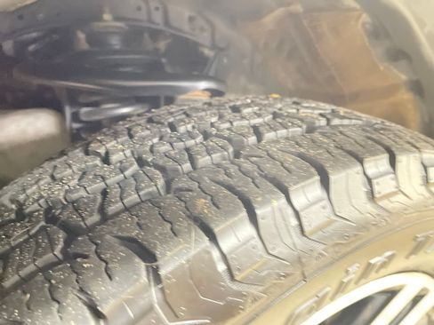 Certified 2022 Toyota 4Runner Limited AWD/4WD image 11