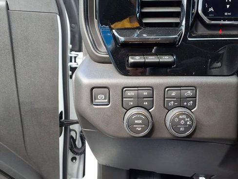 New 2025 Chevrolet Silverado 1500 ZR2 w/ Technology Package image 10