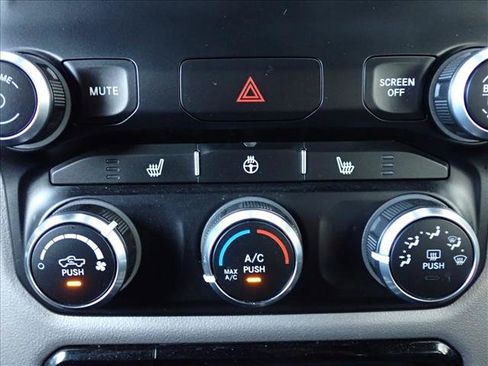 Used 2023 RAM 1500 Lone Star AWD/4WD image 17