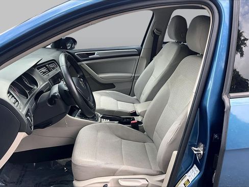 Used 2017 Volkswagen Golf SEL FWD image 9