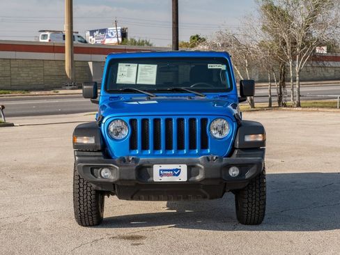 Used 2022 Jeep Wrangler Sport S image 2