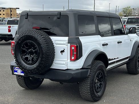 Used 2023 Ford Bronco Wildtrak AWD/4WD image 5