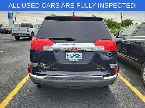 Used 2017 GMC Terrain SLT AWD/4WD image 3