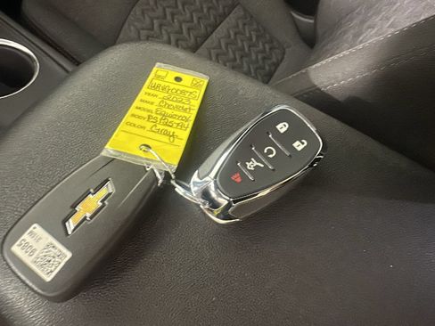 Used 2023 Chevrolet Equinox LT AWD/4WD image 25
