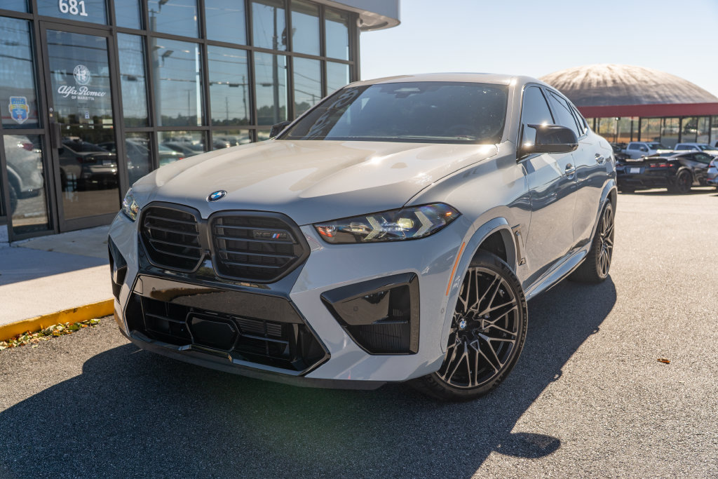 Used 2026 BMW X6 M Competition w/ Executive Package AWD/4WD image 2