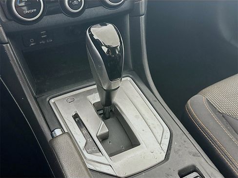 Used 2021 Subaru Crosstrek 2.0i Premium w/ Popular Package #3 image 16