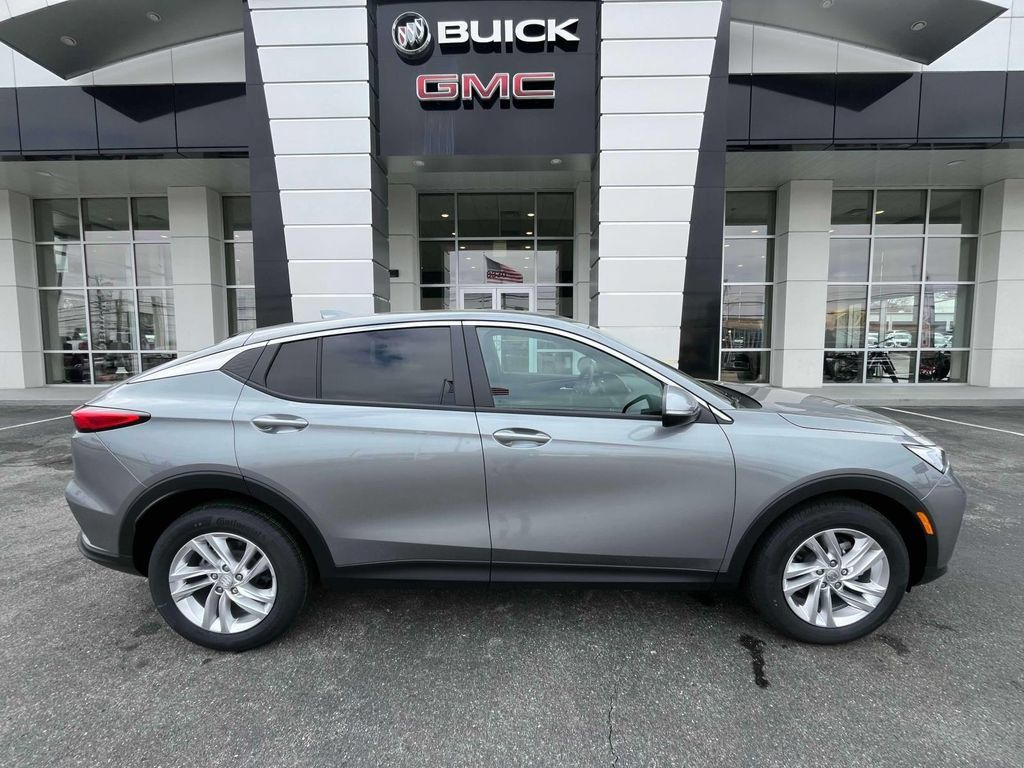 New 2025 Buick Envista Preferred w/ Convenience I Package FWD image 2