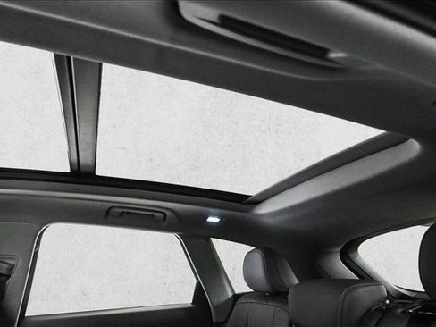 Certified 2025 Audi Q5 Premium w/ Convenience Package image 20