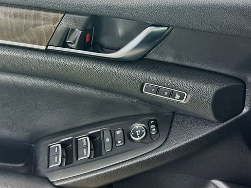 Used 2021 Honda Accord EX-L image 23