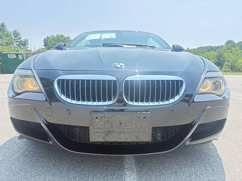 Used 2010 BMW M6 Convertible RWD image 2