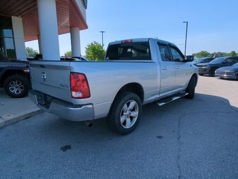 Used 2015 RAM 1500 Classic SLT AWD/4WD image 23
