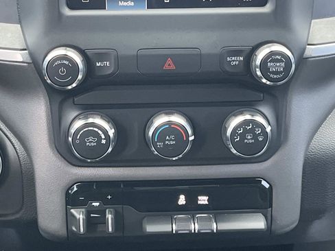 Used 2024 RAM 2500 Big Horn image 19