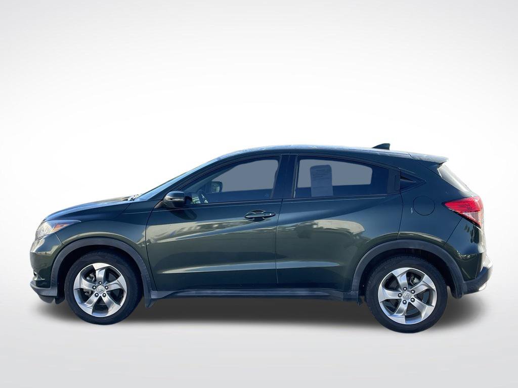 Used 2017 Honda HR-V EX image 2