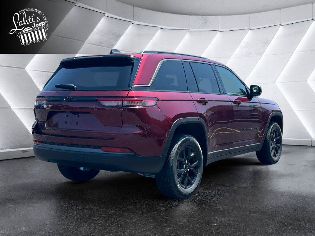 New 2026 Jeep Grand Cherokee Altitude AWD/4WD image 4