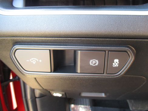 Used 2025 Kia K4 FWD image 25