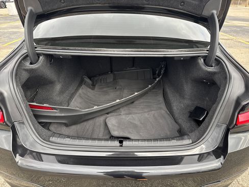 Used 2022 BMW 530i w/ M Sport Package image 8