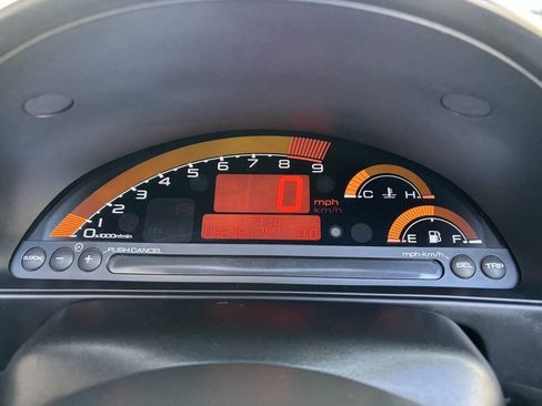 Used 2004 Honda S2000 image 11