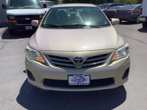 Used 2013 Toyota Corolla LE FWD image 5