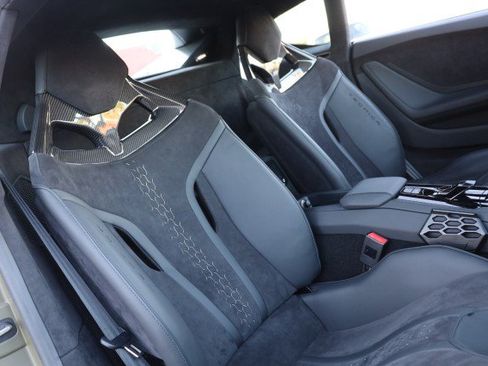 Used 2023 Lamborghini Huracan Tecnica RWD image 51