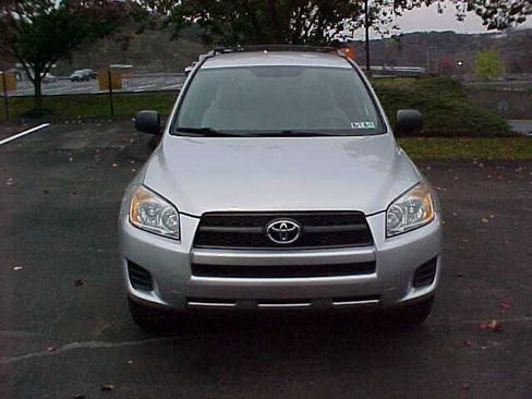 Used 2011 Toyota RAV4 4WD w/ Preferred Premium Pkg image 3