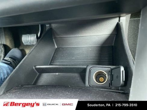 Used 2016 Ford Fusion SE image 38