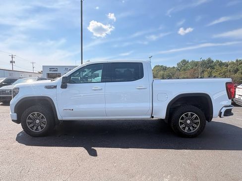 Used 2025 GMC Sierra 1500 AT4 AWD/4WD image 4