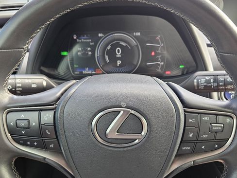Used 2021 Lexus UX 250h w/ Premium Package image 19