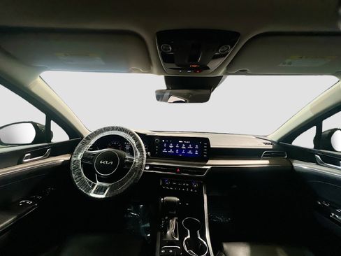 Used 2023 Kia K5 EX image 17