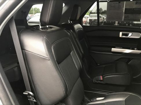 Certified 2022 Ford Explorer Limited image 20