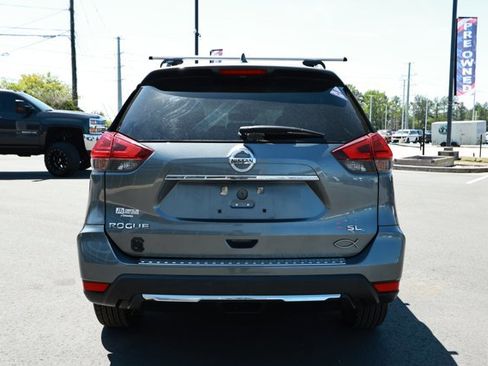 Used 2017 Nissan Rogue SL w/ SL Premium Package FWD image 7