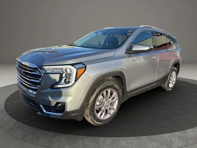 Used 2024 GMC Terrain SLT